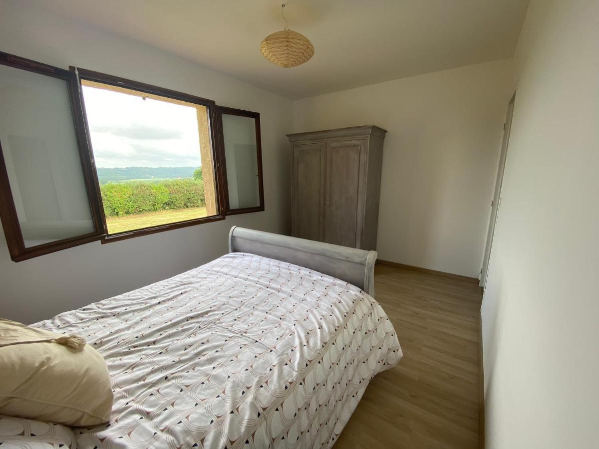Maison En Campagne Avec Vue Sur Les Pyrenees Estampes Exteriör bild